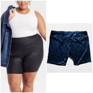 NEW Ava & Viv, black faux leather shorts